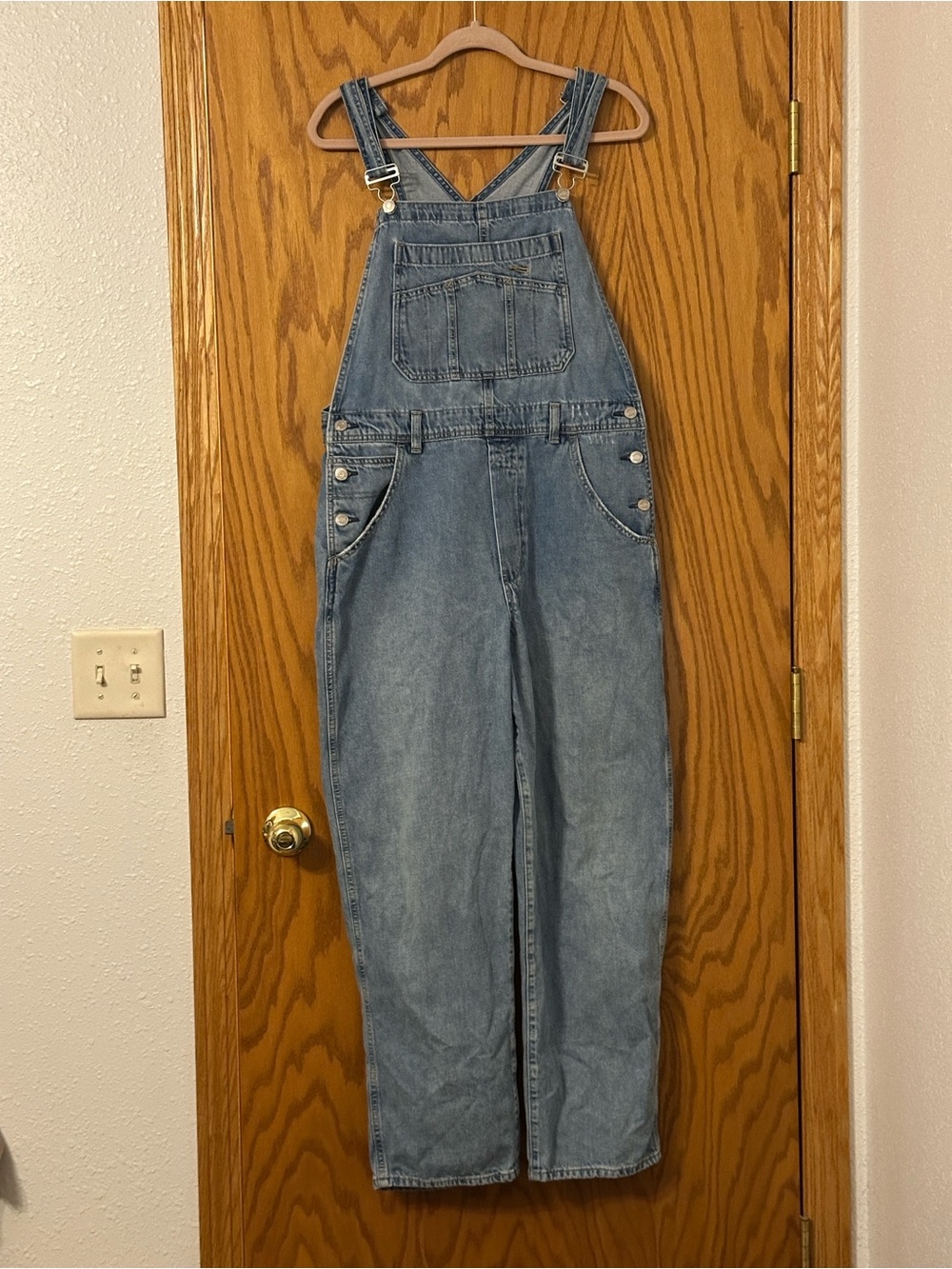 Gap Vintage Classic Women's Light Blue Denim Overalls - Size M
